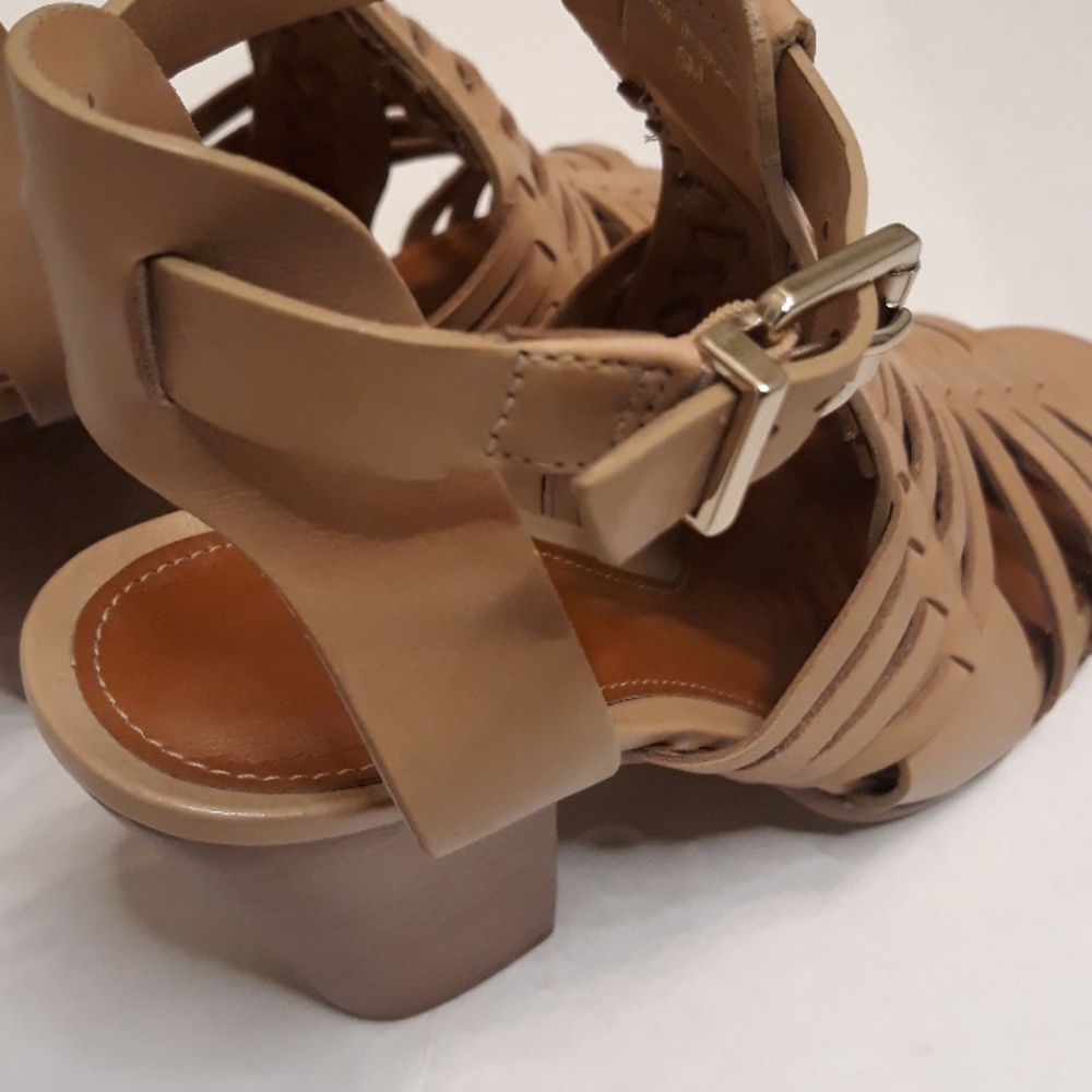 Gianni Bini/ Tan/Woven Leather/Chunky Heel/Sandals - Picture 6 of 12